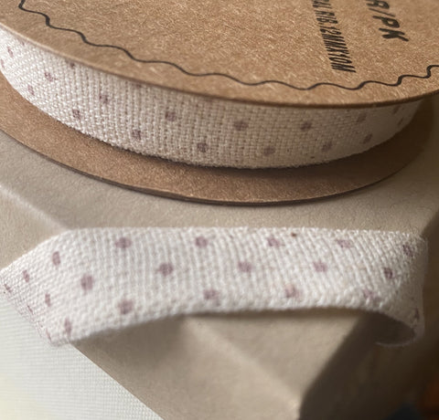 Natural Ribbon Pink Spots